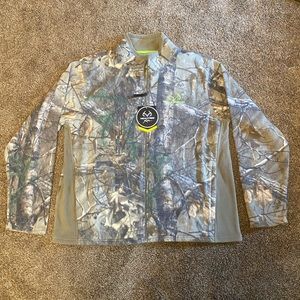 Realtree men’s large zip up sweater
